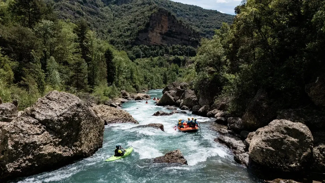 Aguas bravas y aire